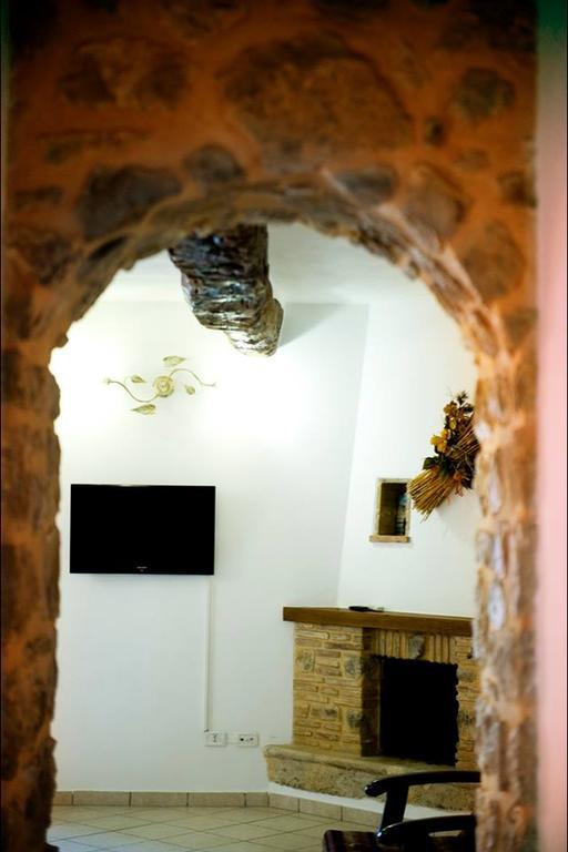 Bed And Breakfast Mblò Fondi Exterior foto