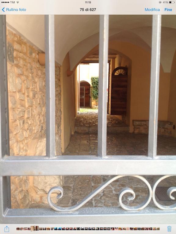 Bed And Breakfast Mblò Fondi Exterior foto