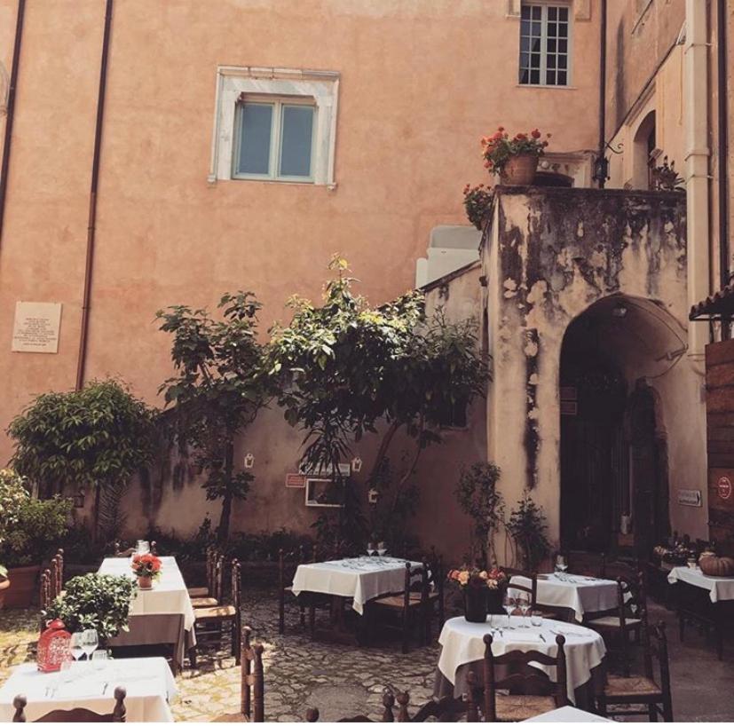 Bed And Breakfast Mblò Fondi Exterior foto